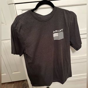 Large Ariat Shirt